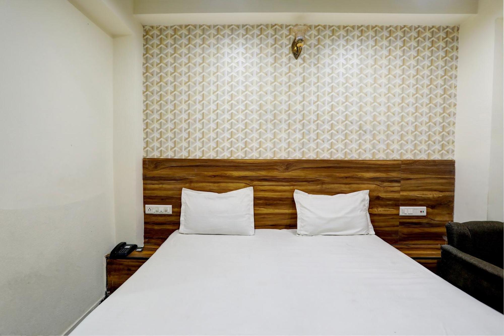 Hotel O Hcn Ludhiana Exterior photo